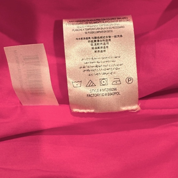 BCBGMAXAZRIA Raspberry Pink Belted Trench Coat – Size M - Picture 12 of 12